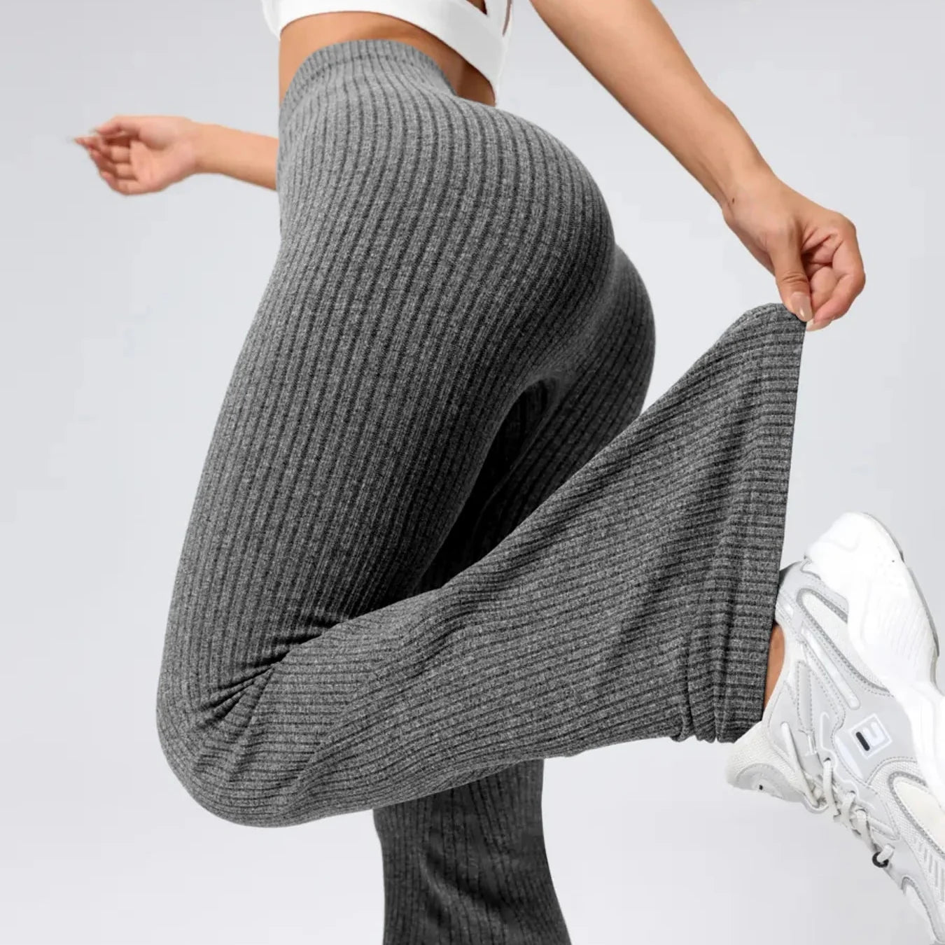 The Whistler Cloud Rib Pant